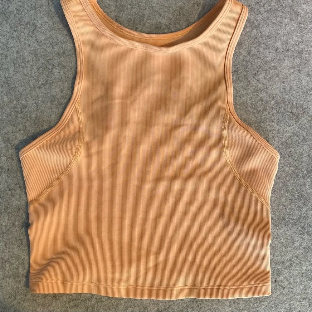 lululemon athletica size tag
